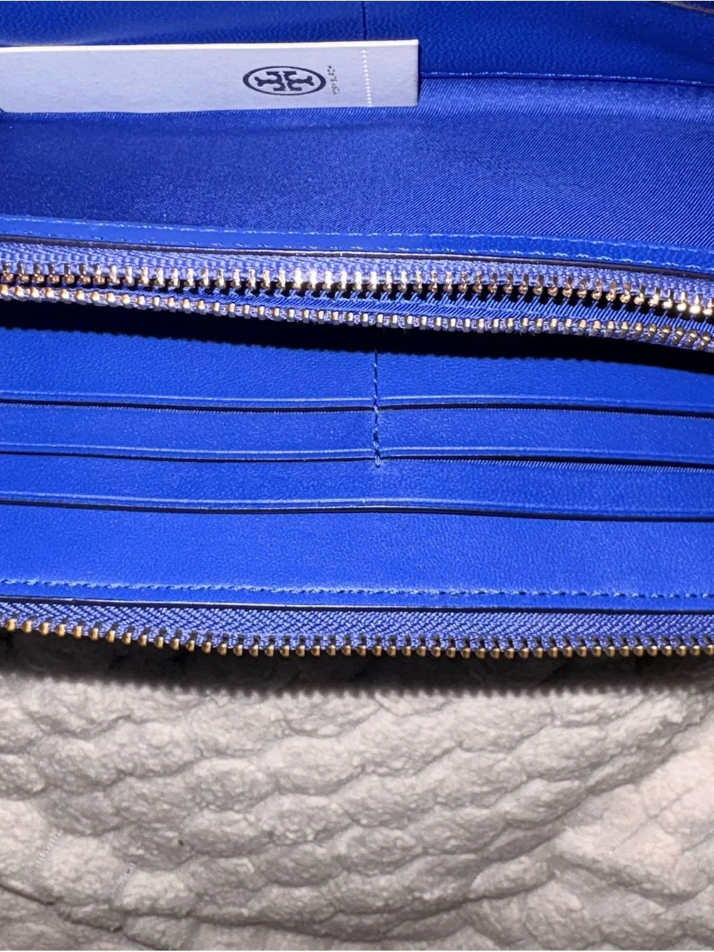 Tory Burch Quilted Zip wallet in Royal Blue EUC